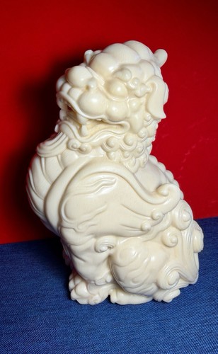 Skulptur pixiu handgeschnitzt - skulptur,