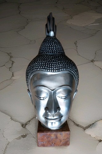 Buddha-Kopfskulptur