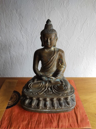 Sitzender buddha buddhismus - buddha,,