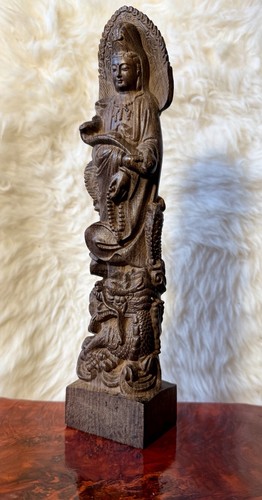 Guanyin geschnitzte skulptur - geschnitzte,