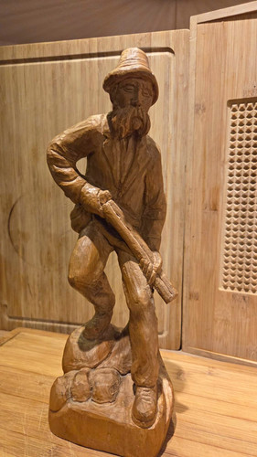 Holzfigur jäger wilderer mit - holzfigur,